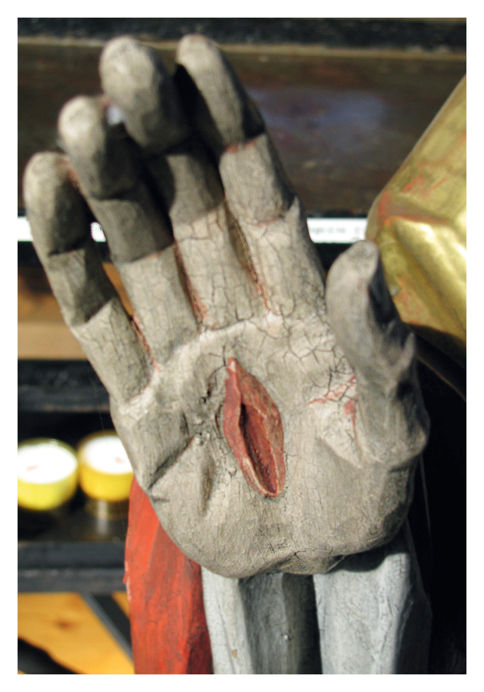 Jesus zeigt die Hand mit der Wunde