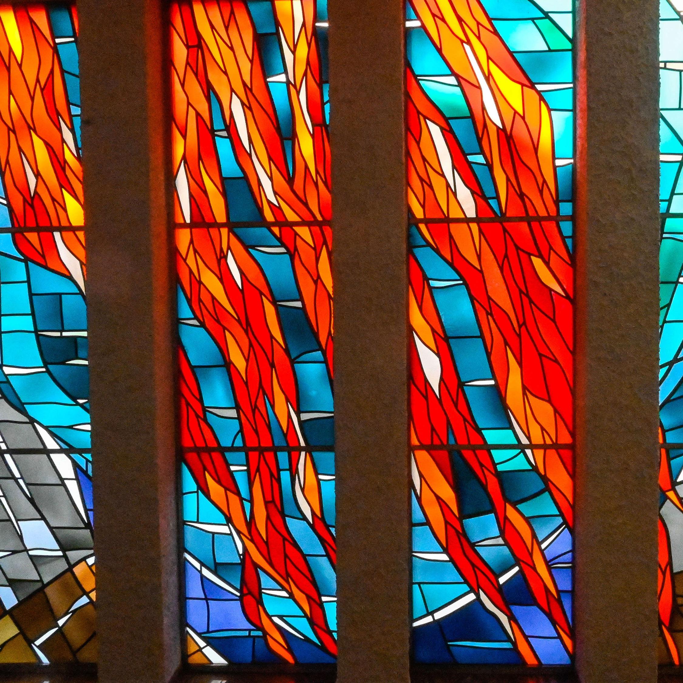 Pfingstkirchenfenster